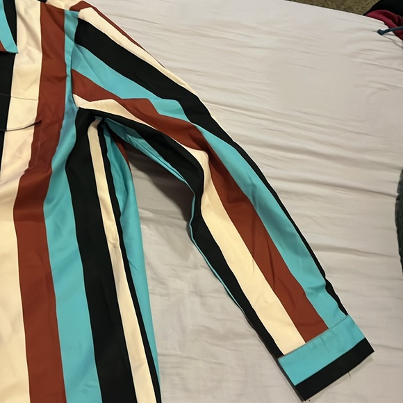 No Name - Picture 2 of 5